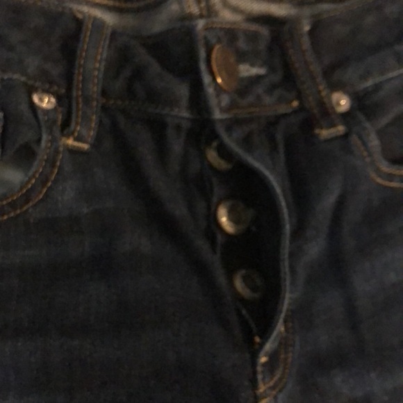 American Eagle Dark Wash Distressed Button Fly Tomgirl Jeans Size 0 - Picture 7 of 9